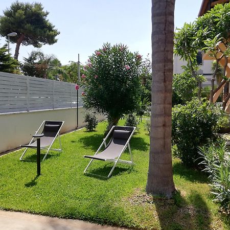 Mondello Felix - Appartamenti In Villa A 600M Dal Mare Eksteriør bilde